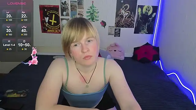 Cattie_w_'s cam snapshot