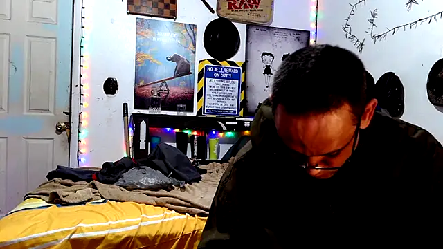 Buffshagswell live sex cam