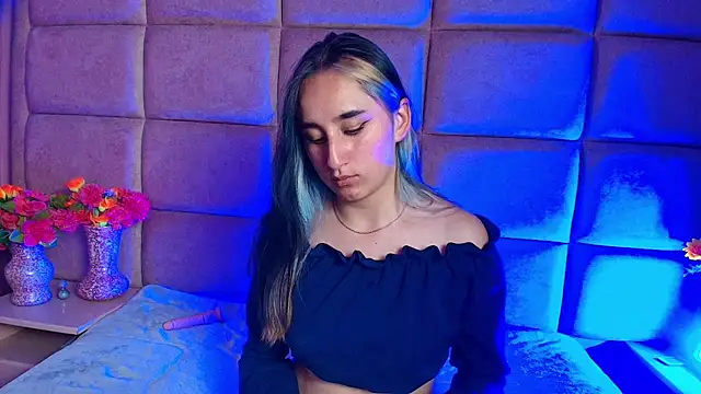 CharlotteStuart's cam snapshot