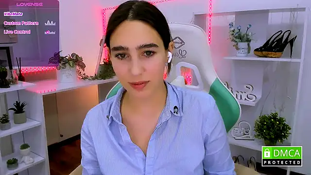 _Eliizabeth_'s cam snapshot