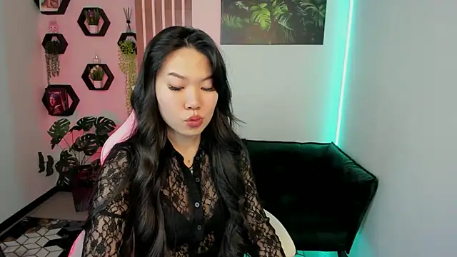 LunaPurrr's cam snapshot