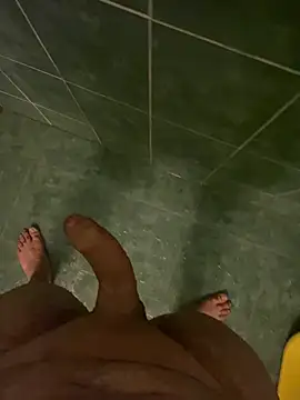 Tommy_y_Pamela's cam snapshot