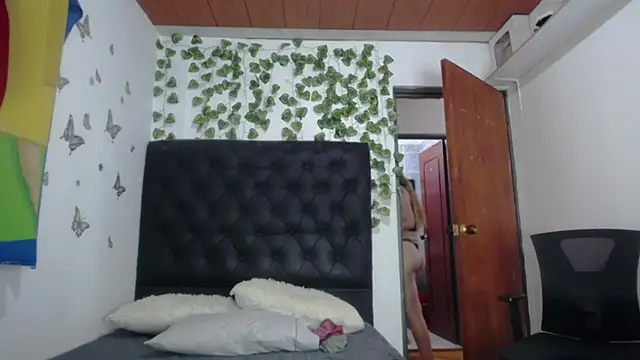 isabel_09's cam snapshot