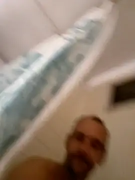 Hungwell1515's cam snapshot