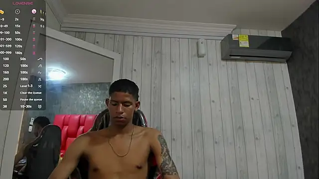 _erick_j's cam snapshot