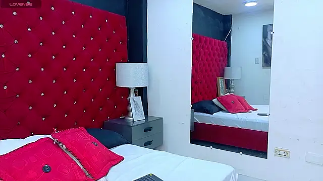 Logan_Woods's cam snapshot