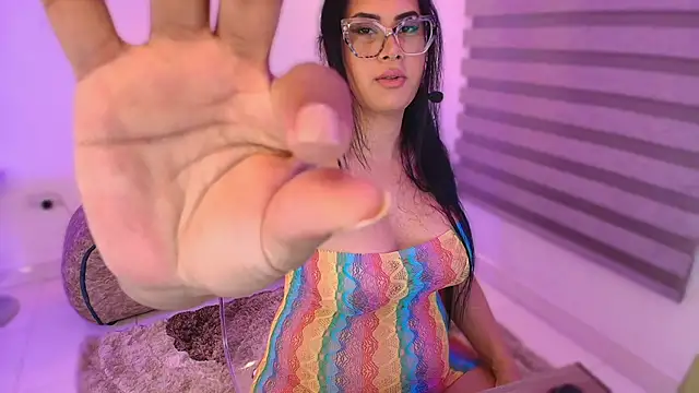 Rashell-Zepol live sex cam