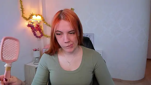 Gingerr_pie's cam snapshot