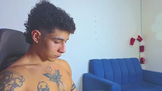 Demitryo live sex cam