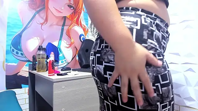 monick_hot's cam snapshot