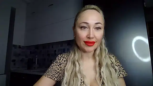 NanaGold2992's cam snapshot