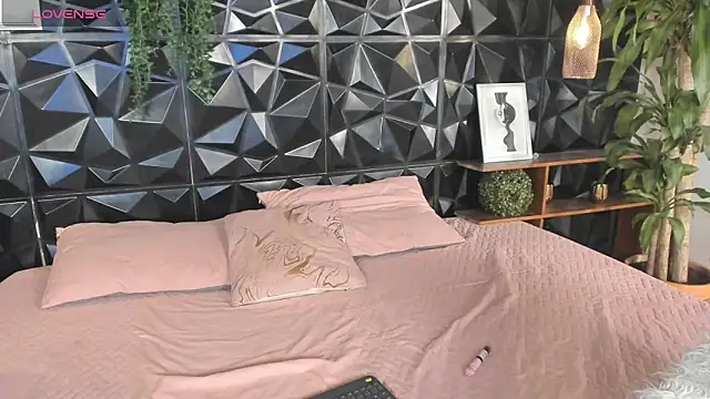 liia_marin's cam snapshot