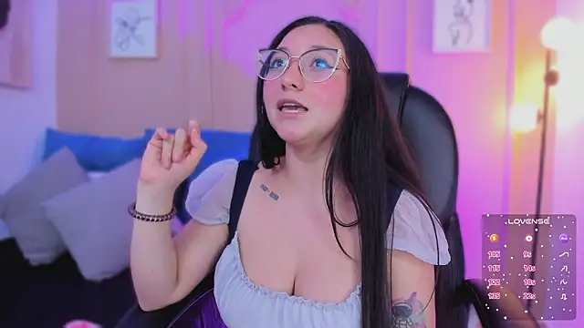 lucy_neil live sex cam