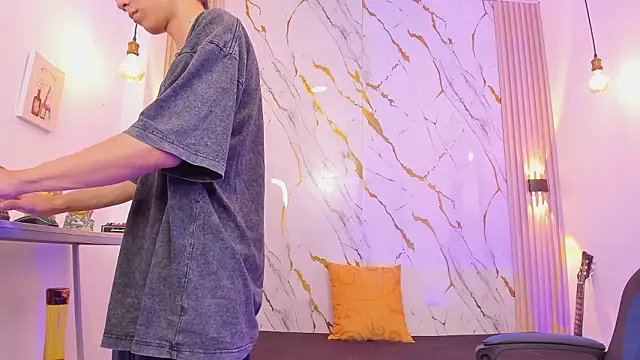 Nikolay_Gregori's cam snapshot