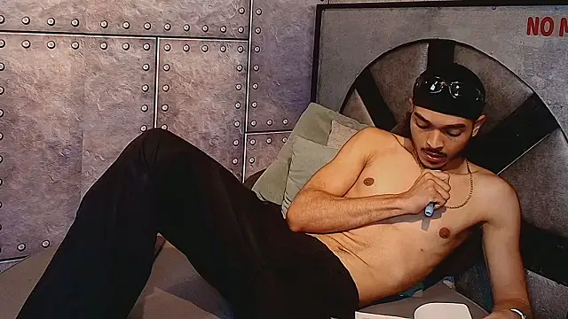 MarcusRain_'s cam snapshot