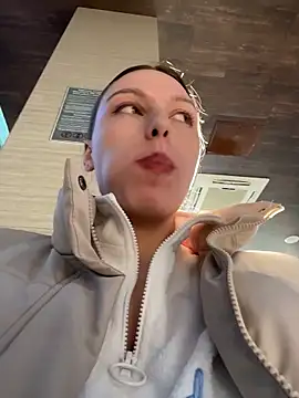 LeiaMood's cam snapshot