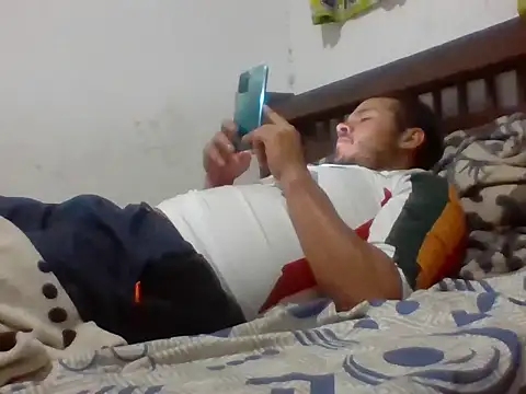 santiii___12's cam snapshot