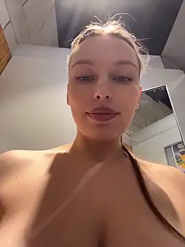 LeiaMood's cam snapshot