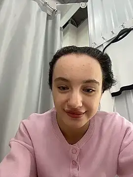 MiaTee's cam snapshot