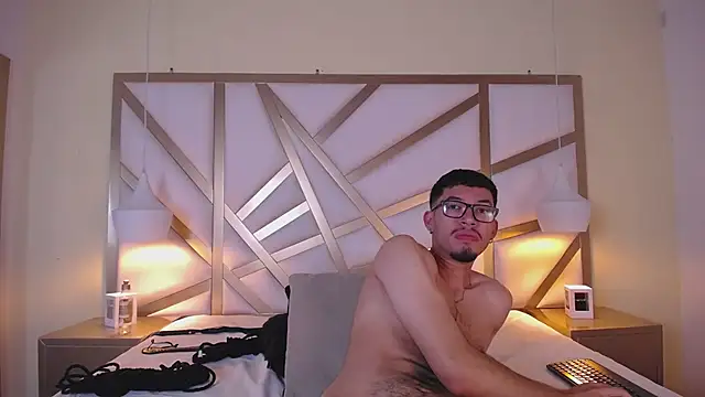 Jaxon_Carter's cam snapshot