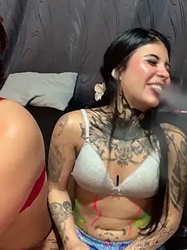 Dannii- live sex cam