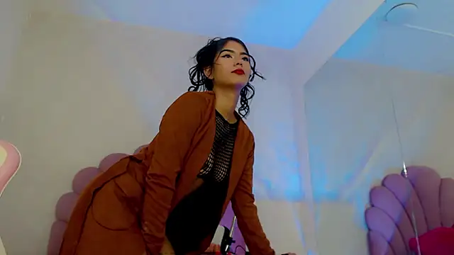 estefany_squirt1's cam snapshot