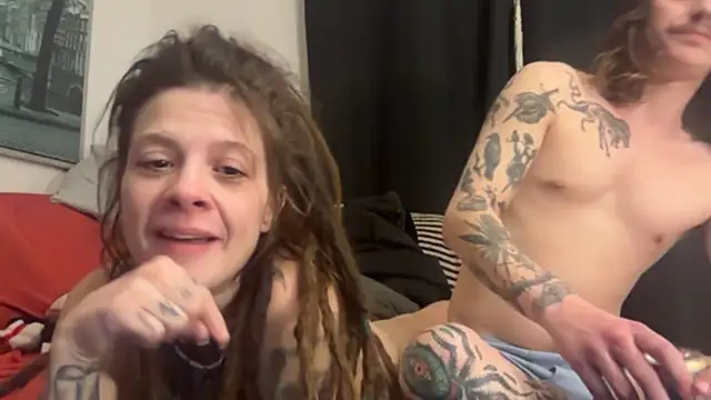 TheMoonNTheSun's cam snapshot