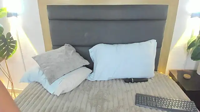 ivy_velvet's cam snapshot