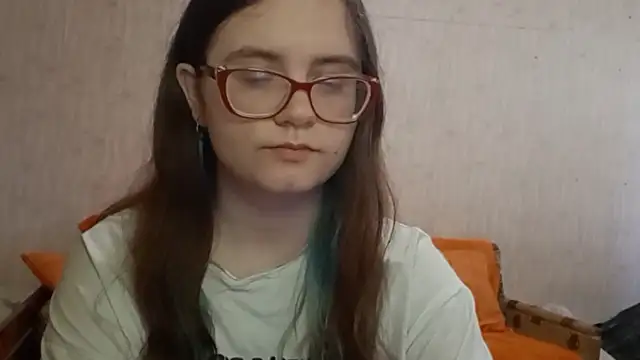 Miyabeee's cam snapshot