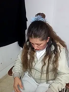 MilfCute_sex's cam snapshot