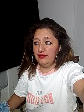 MilfCute_sex's cam snapshot