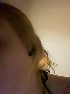 SmirkFans's cam snapshot