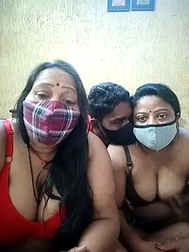 LoveOnStream live sex cam