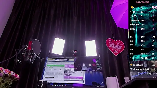 Raissa_sky26's cam snapshot