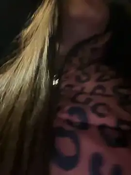 Isabella21_'s cam snapshot