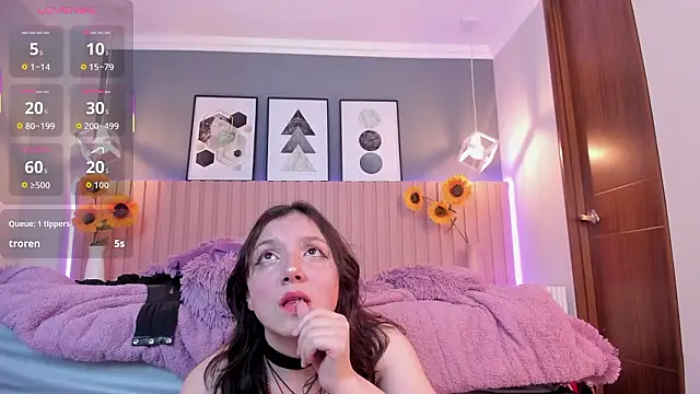 Nina_Ford's cam snapshot