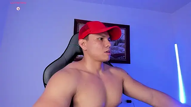 RoyConstance's cam snapshot