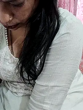 cutee_bhabhi's cam snapshot