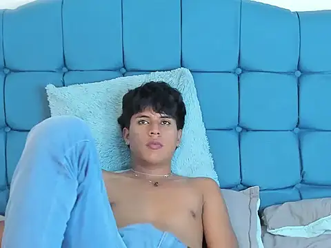 Valentino_Lane's cam snapshot