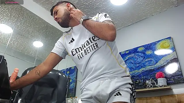 Axel_Castillo21 live sex cam