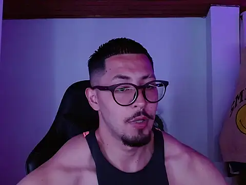 Spilios_low's cam snapshot