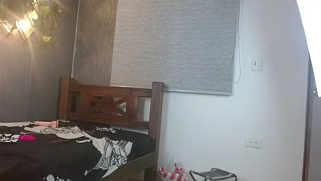 lucy_sluppy_hard's cam snapshot