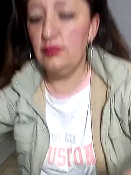 MilfCute_sex's cam snapshot