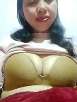 TRIEUTRIEU20's cam snapshot