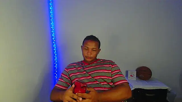 Gooss_cum live sex cam