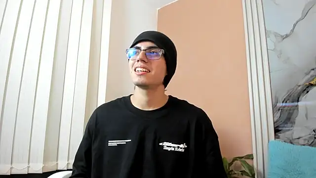 eren_jeager live sex cam