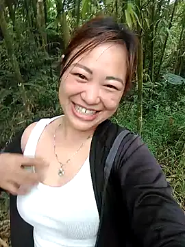 out-lustt's cam snapshot