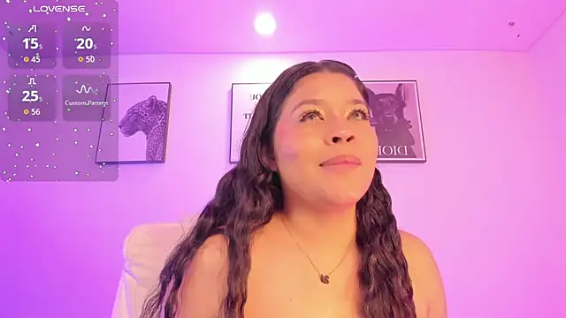 LizzyPonce's cam snapshot