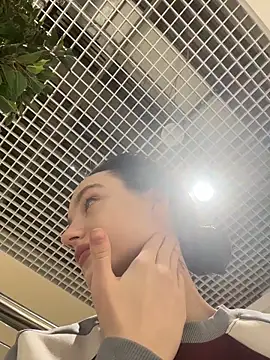 MiaTee's cam snapshot