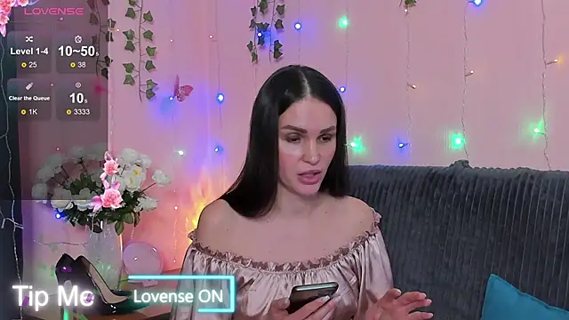 cross_the_line's cam snapshot